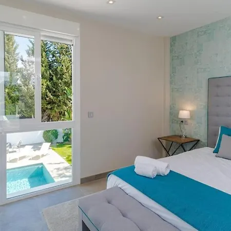 Amazing With Private Pool *